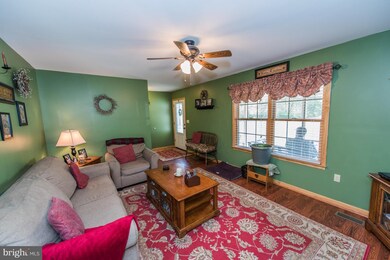 28 Tabasco Ln, Hedgesville, WV 25427 - photo 4