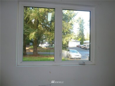 unlisted-address, Everett, WA 98208 - photo 5