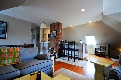 54 Manthorne Rd unit 2, West Roxbury, MA 02132 - photo 3