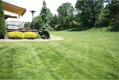 230 Country Club Dr, Moorestown, NJ 08057 - photo 4