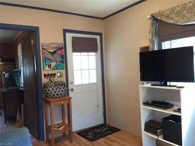 844 Ridgeway Dr, Asheboro, NC 27205 - photo 5