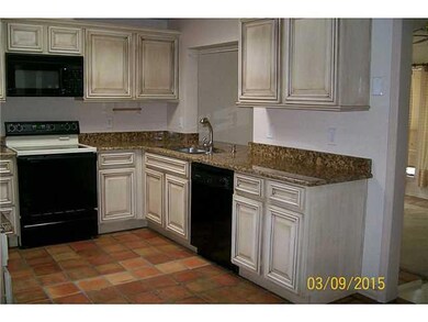 1825 Ben Hogan Dr, El Paso, TX 79935 - photo 7
