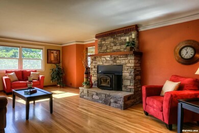 1175 10th Ave SW, Albany, OR 97321 - photo 3