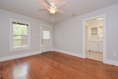 1040 Columbia St unit C, Houston, TX 77008 - photo 6
