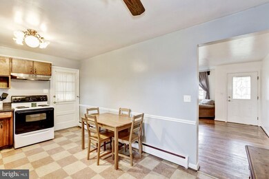 6608 Sweet Air Ln, Sykesville, MD 21784 - photo 4