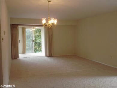 Living Room - With Dining Area and 6'x3' Hall Clos