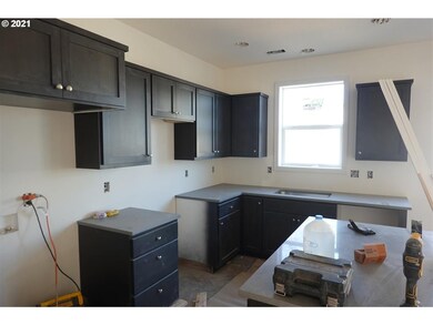 840 N Adams St, Lafayette, OR 97127 - photo 3