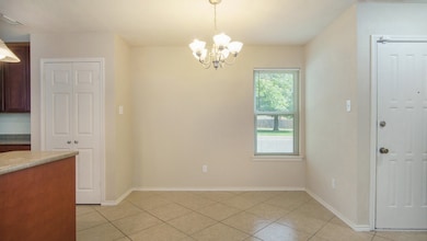 7600 Silveridge Dr, Fort Worth, TX 76133 - photo 3