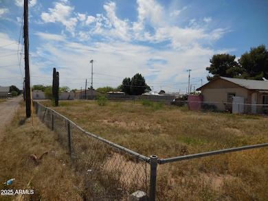 20150423221227359192000000-o