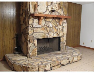 Den/Family/Great Room.