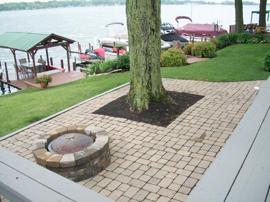 Patio & Firepit