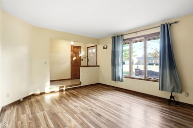 7370 Hidden Valley Dr, Plainfield, IN 46168 - photo 6