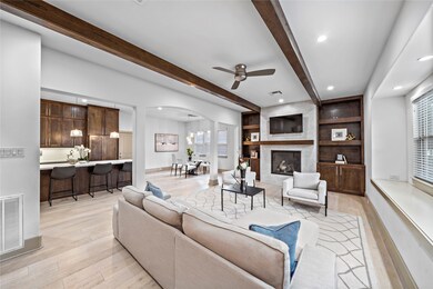 8303 Waterbury Dr, Houston, TX 77055 - photo 6