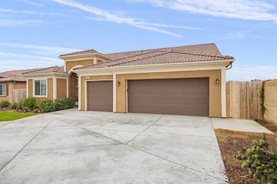 3445 N Atwood Ct, Visalia, CA 93291 - photo 6