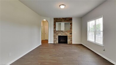 3013 Elderberry Ct, Asheboro, NC 27205 - photo 4