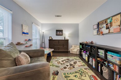 5038 Oak Shadows Dr, Houston, TX 77091 - photo 7