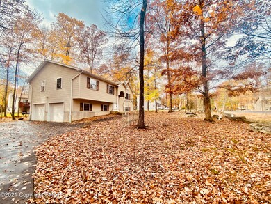 1216 Hunters Woods Dr, East Stroudsburg, PA 18301 - photo 2