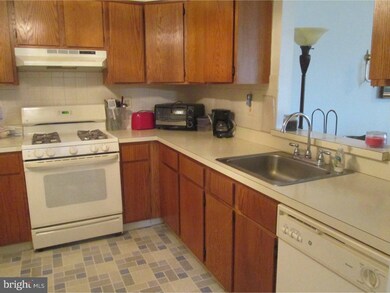 187 Wyndham Place, Trenton, NJ 08691 - photo 7