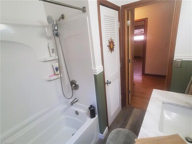 1827 Balsam St, Asheboro, NC 27205 - photo 6