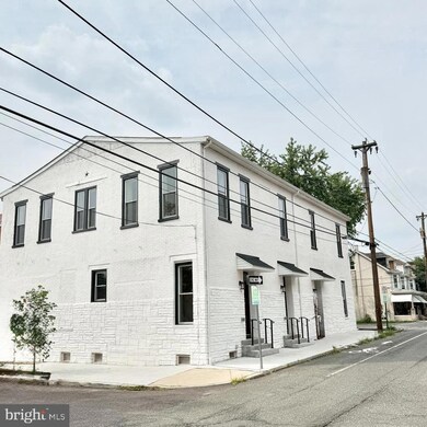 151 N York St unit A, Pottstown, PA 19464 - photo 2