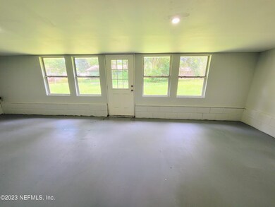 10683 Arnez Rd, Jacksonville, FL 32218 - photo 7