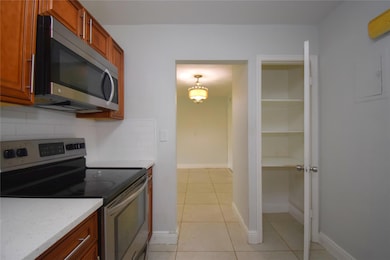9 NE 19th Ct unit 119C, Wilton Manors, FL 33305 - photo 3