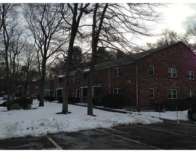 16 Kingswood Dr unit 4, Abington, MA 02351 - photo 2