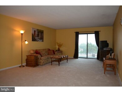 20828 Valley Forge Cir, King of Prussia, PA 19406 - photo 6