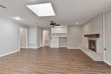 1812 Hondo Dr, College Station, TX 77840 - photo 3