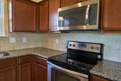 2815 Ange St, Winterville, NC 28590 - photo 6