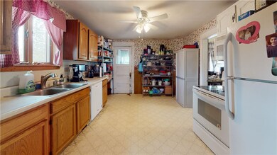 84 Read St, Riverside, RI 02915 - photo 6