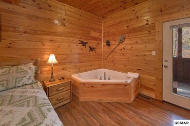 1624 Little Cabin Loop, Sevierville, TN 37862 - photo 5