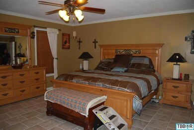 5242 Cedar Ridge Park Rd, Temple, TX 76502 - photo 2
