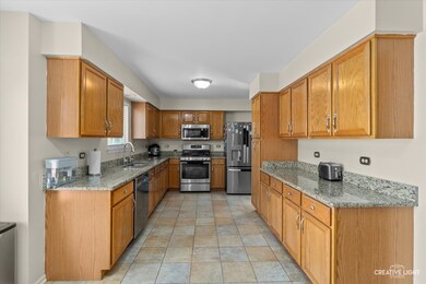 2423 Warm Springs Ln unit 2, Naperville, IL 60564 - photo 5