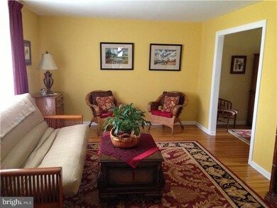 154 Canterbury Rd, Mount Laurel, NJ 08054 - photo 2