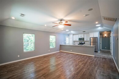 903 W Hull St, Denison, TX 75020 - photo 3