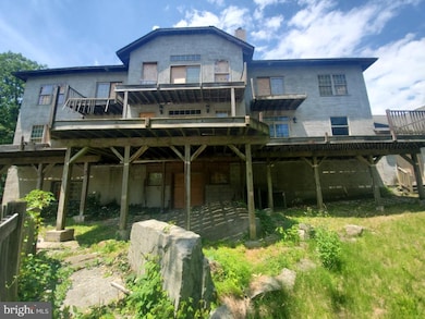 8 Grove Trail, Vernon Township, NJ 07462 - photo 3