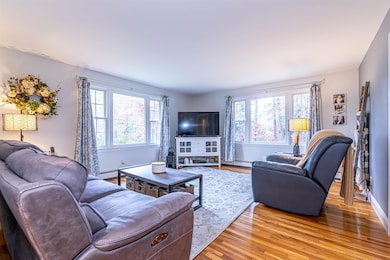 69 Bean Rd, MerriMacK, NH 03054 - photo 7