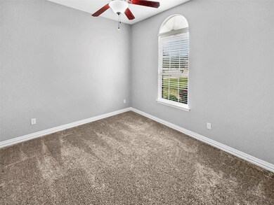 3208 Steamers Ct, Granbury, TX 76049 - photo 5