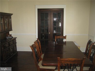 107 W Centre St, Woodbury, NJ 08096 - photo 5