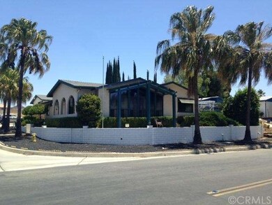 24695 Butterchurn Rd, Wildomar, CA 92595 - photo 4