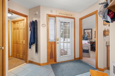 8 Links Path unit B, Laconia, NH 03246 - photo 4