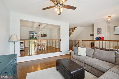 10788 Brewer House Rd, Rockville, MD 20852 - photo 7