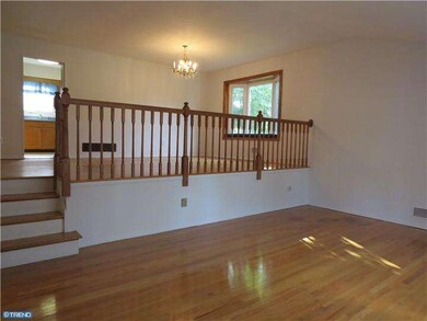 145 Hickory Corner Rd, East Windsor, NJ 08520 - photo 4
