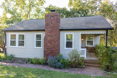 4651 N Wildwood Rd, Maryville, TN 37804 - photo 2