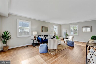 13115 Mercury Ln, Fairfax, VA 22033 - photo 7