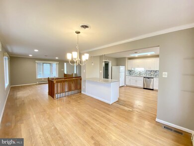 2345 Highland Ave, Falls Church, VA 22046 - photo 3