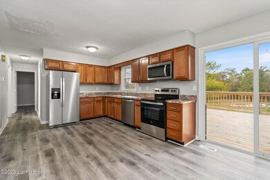 222 Kentucky Ct, Mount Washington, KY 40047 - photo 5