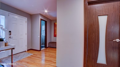 141 Chestnut Way unit 14-1, Manalapan, NJ 07726 - photo 4