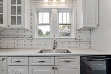 27 Van Buren St, Albany, NY 12206 - photo 7